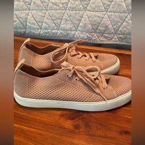 Mauve colored sneakers, size 8.5.